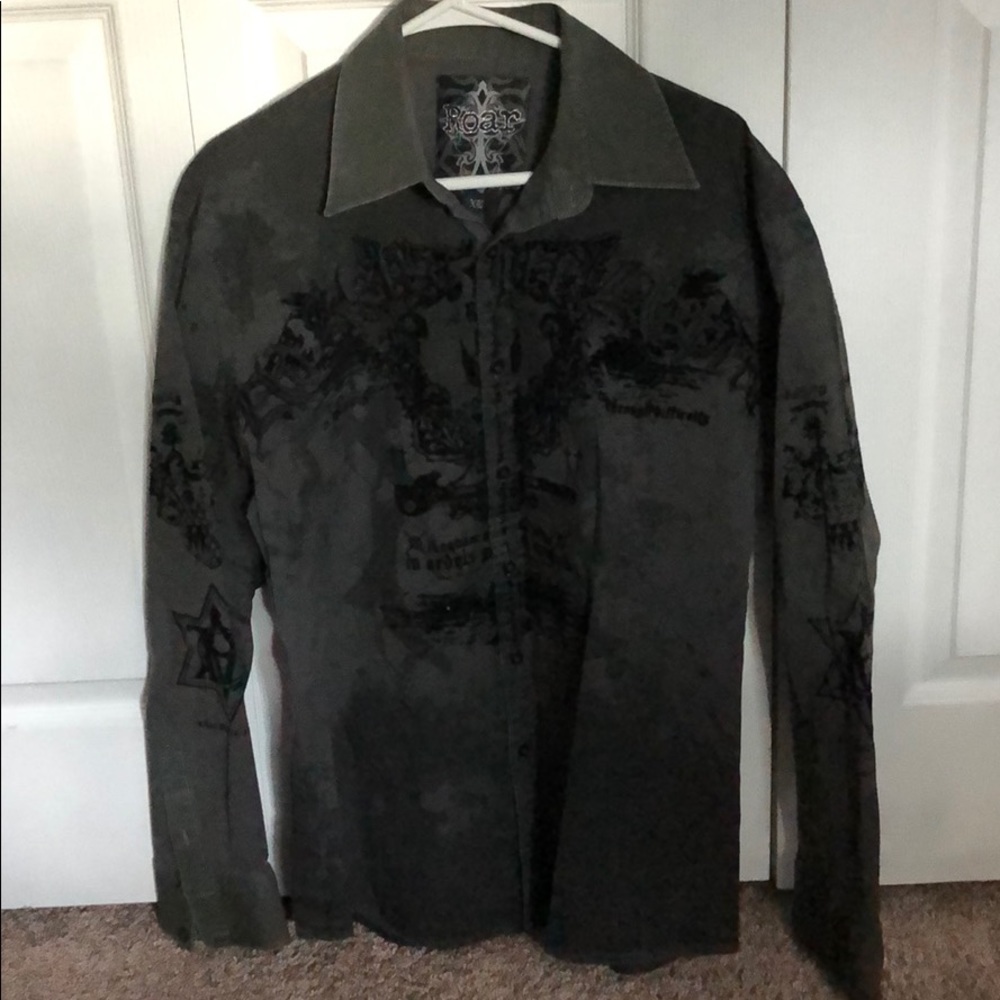 Roar signature dress button down